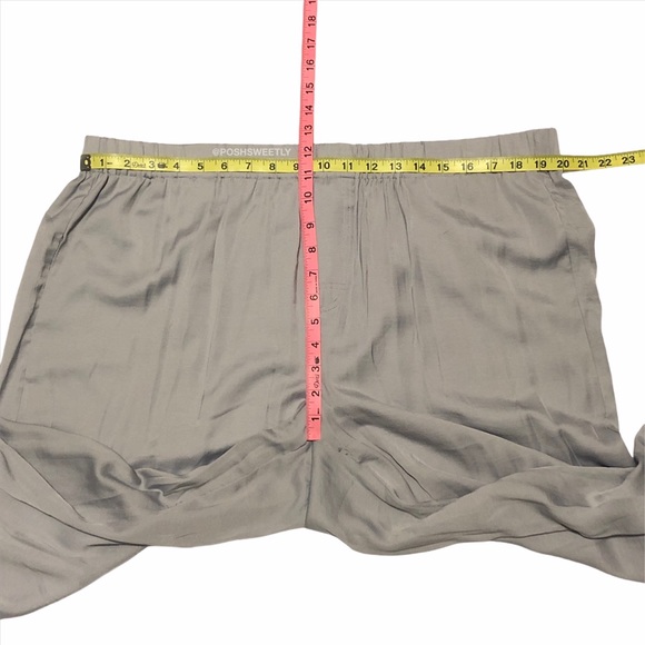 NWT Chico’s Silky Ankle Pants - Picture 10 of 12